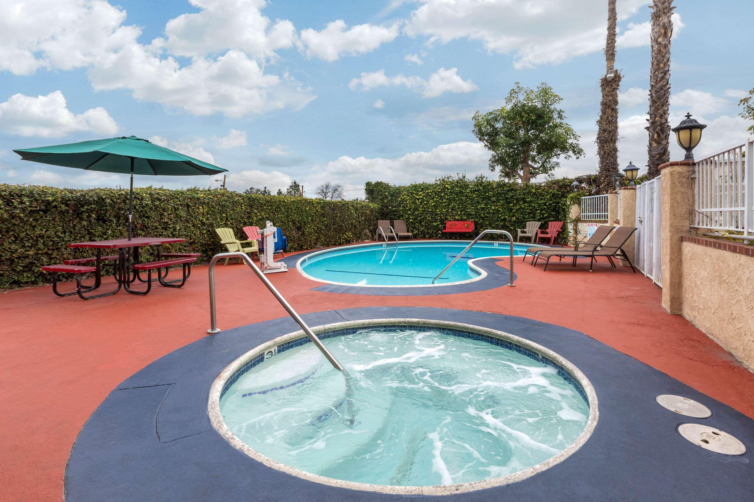 Quality Inn Lomita-Los Angeles South Bay Eksteriør billede